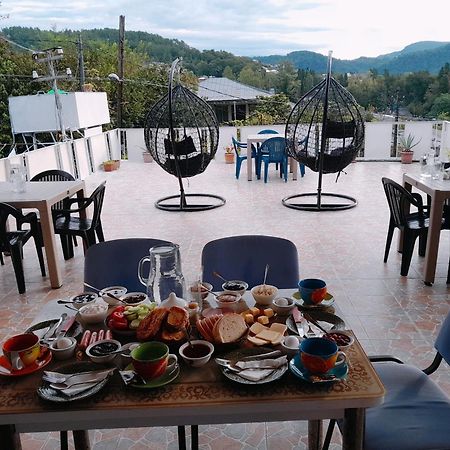 Belas House With Terrace Kutaisi Ngoại thất bức ảnh