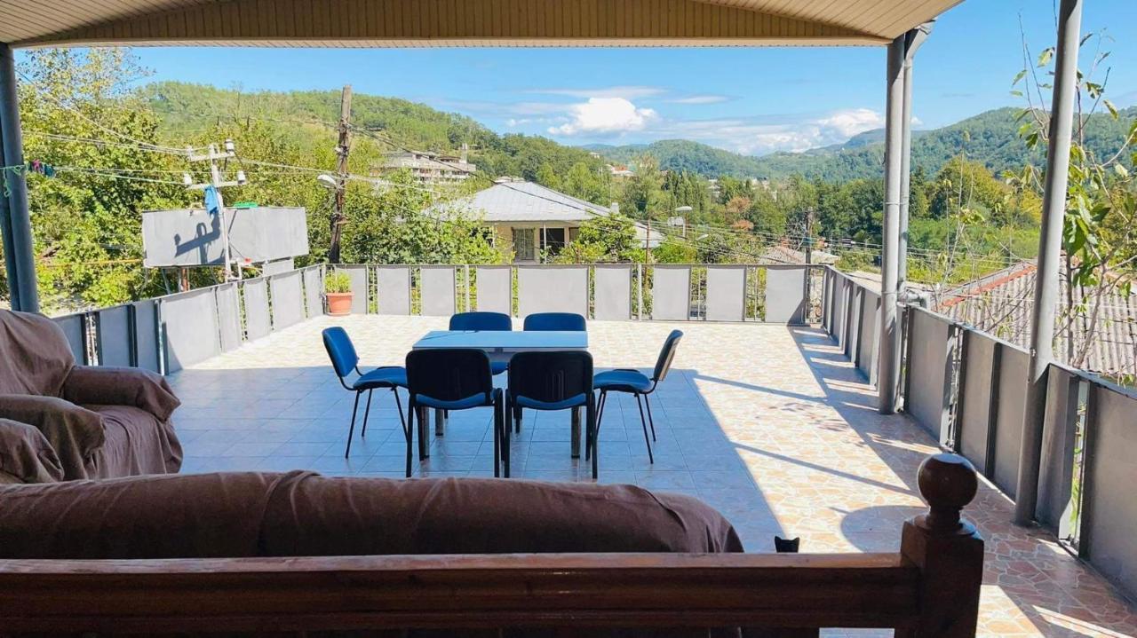 Belas House With Terrace Kutaisi Phòng bức ảnh